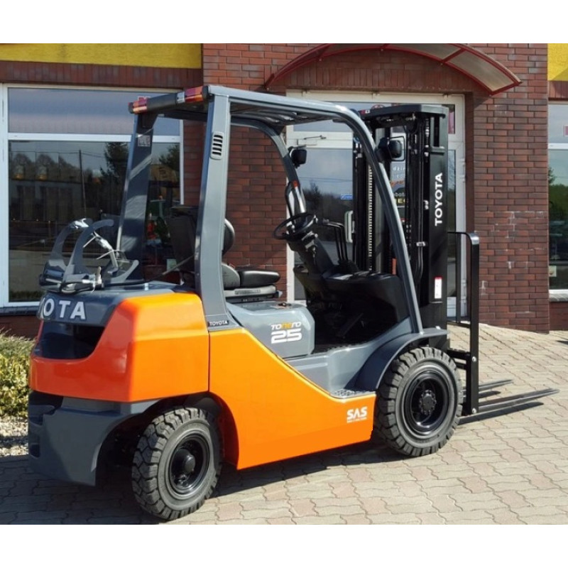 Газовий навантажувач TOYOTA 32-8FGF25