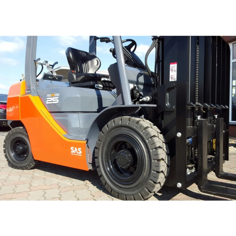 Газовий навантажувач TOYOTA 32-8FGF25