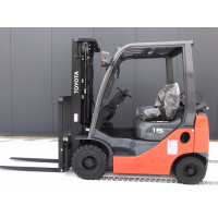 Газовий навантажувач TOYOTA 32-8FGF15