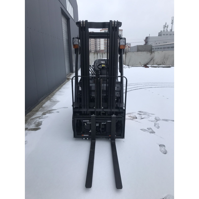 Газовый погрузчик TOYOTA 32-8FGF15