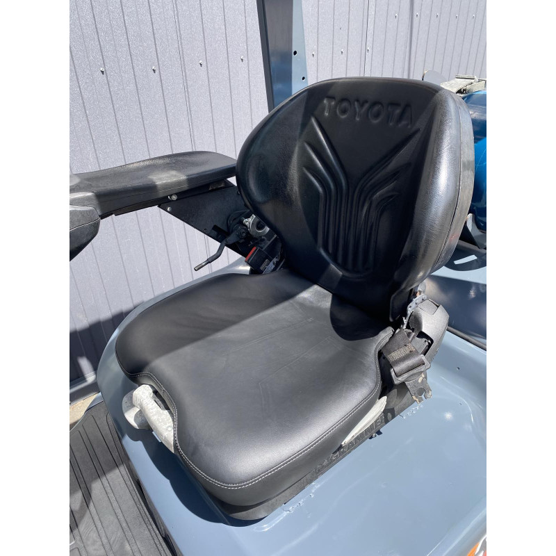 Газовий навантажувач TOYOTA 02-8FGF15