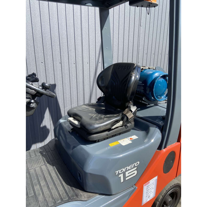 Газовий навантажувач TOYOTA 02-8FGF15