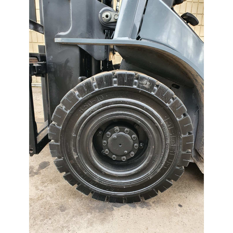 Газовый погрузчик TOYOTA 02-8FGF15