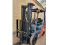 Газовый погрузчик TOYOTA 02-8FGF15