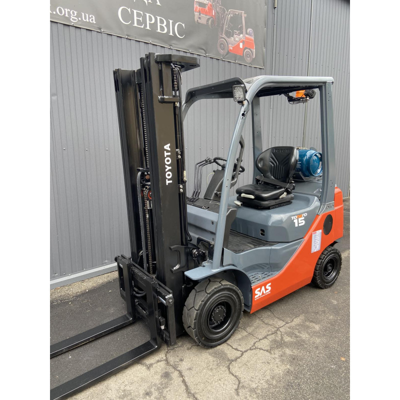 Газовий навантажувач TOYOTA 02-8FGF15
