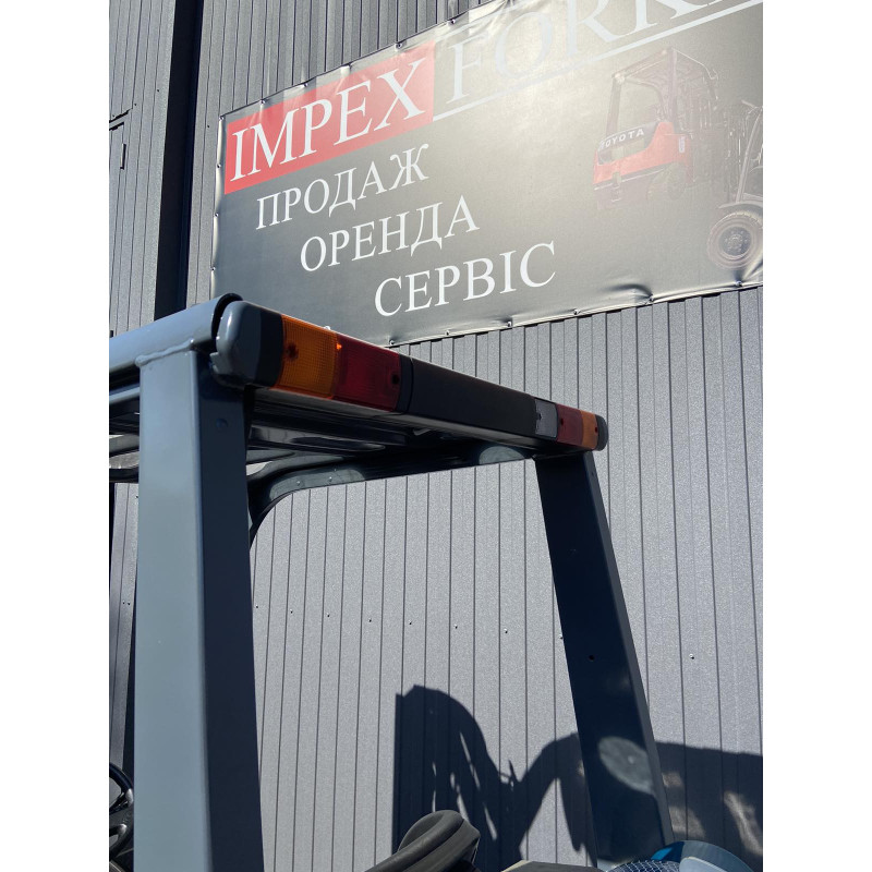 Газовий навантажувач TOYOTA 02-8FGF18