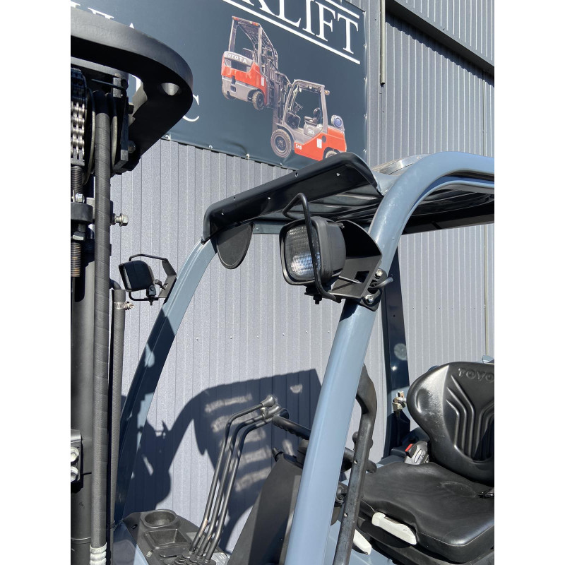 Газовий навантажувач TOYOTA 02-8FGF18