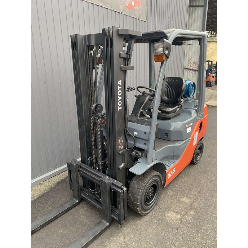 Газовий навантажувач TOYOTA 02-8FGF18