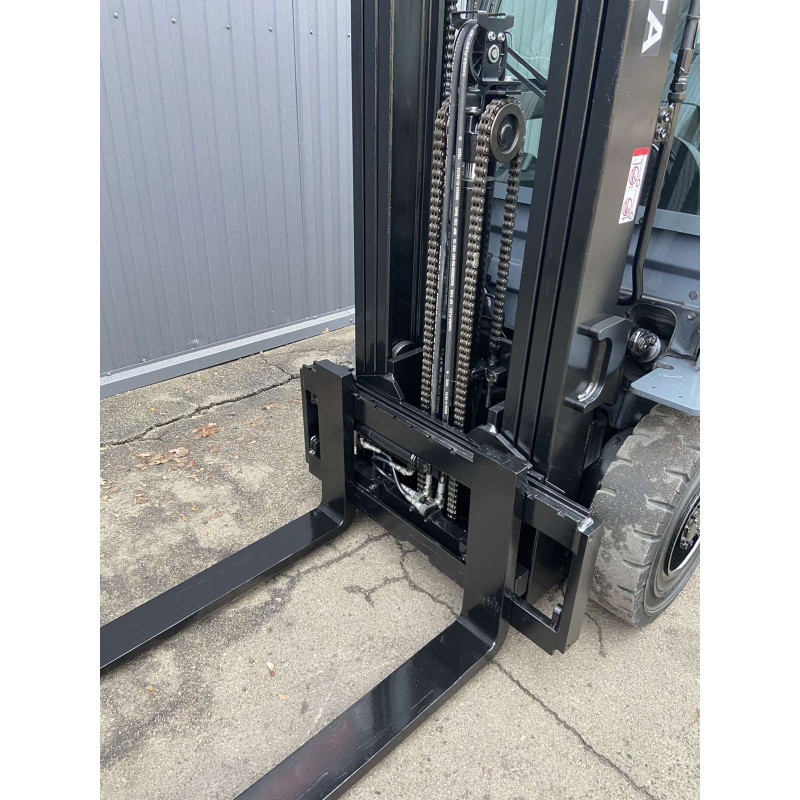 Газовый погрузчик TOYOTA 02-8FGF25