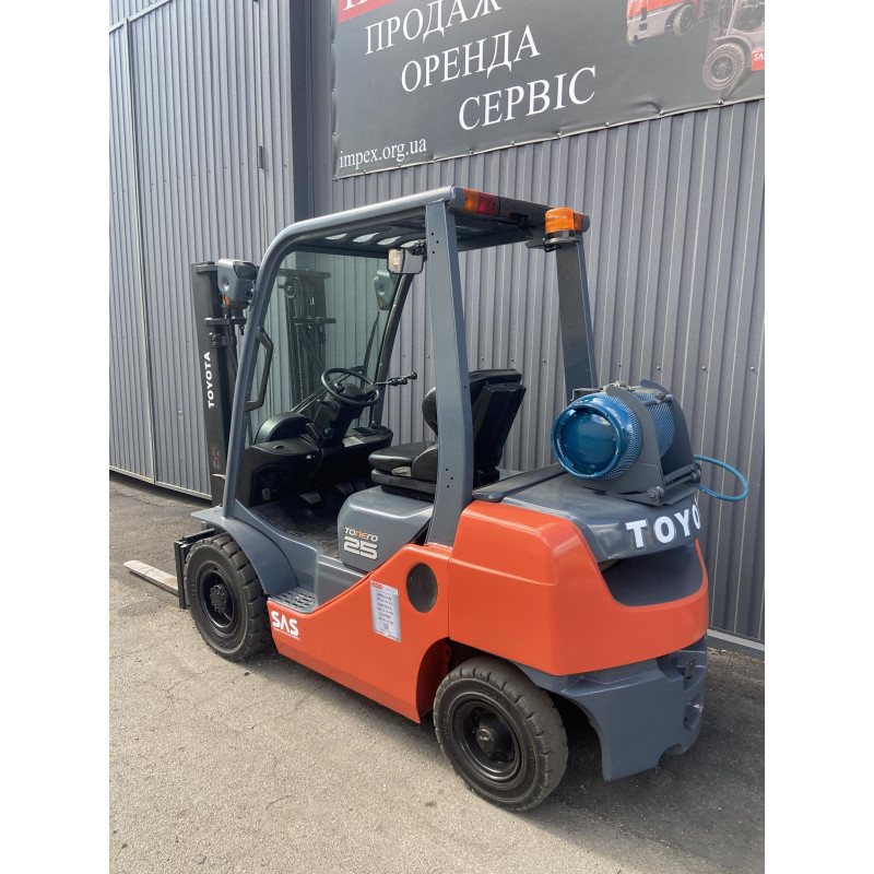 Навантажувач газовий TOYOTA 02-8FGF25