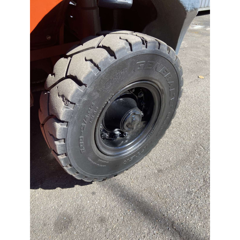 Навантажувач газовий TOYOTA 02-8FGF25