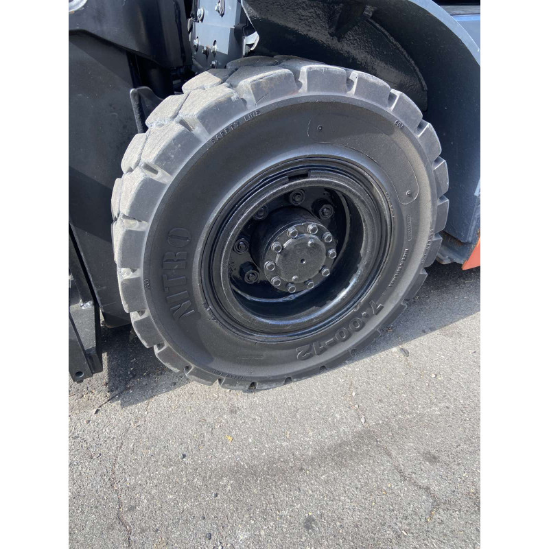 Погрузчик газовый TOYOTA 02-8FGF25