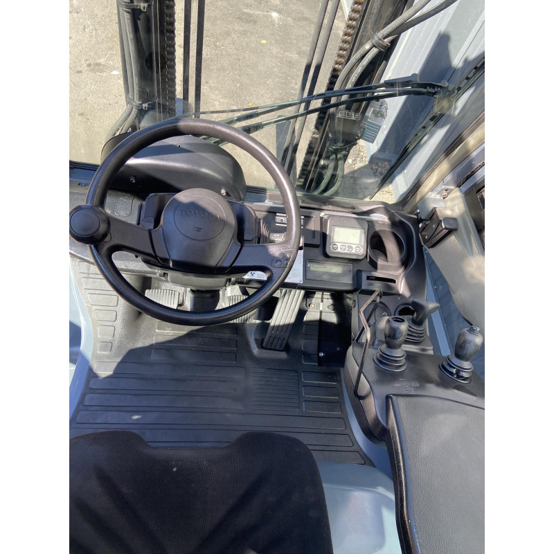 Навантажувач газовий TOYOTA 02-8FGF25