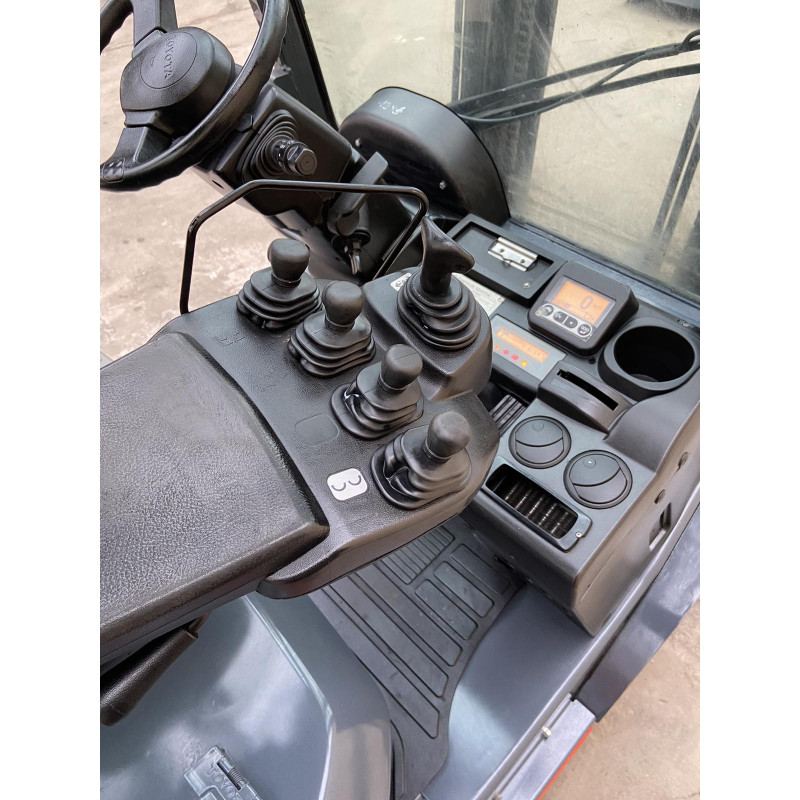 Газовый погрузчик TOYOTA 02-8FGF25