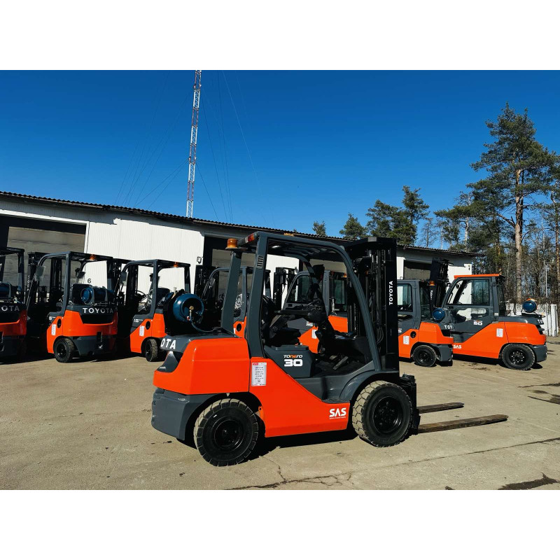 Навантажувач газовий TOYOTA 02-8FGF30