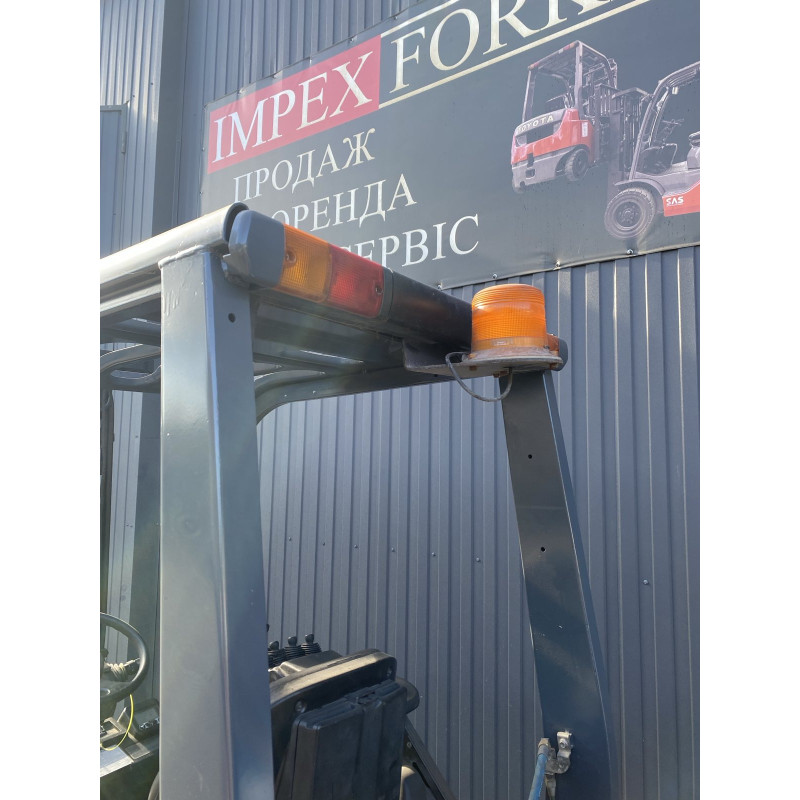 Навантажувач газовий TOYOTA 02-8FGF30