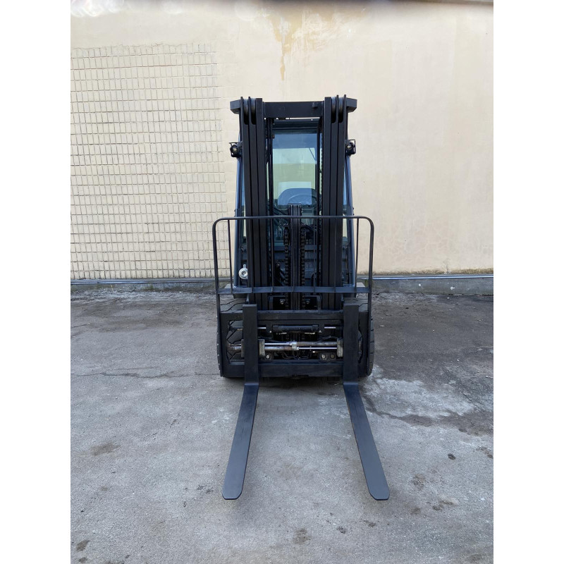 Газовий навантажувач TOYOTA 02-8FGF30