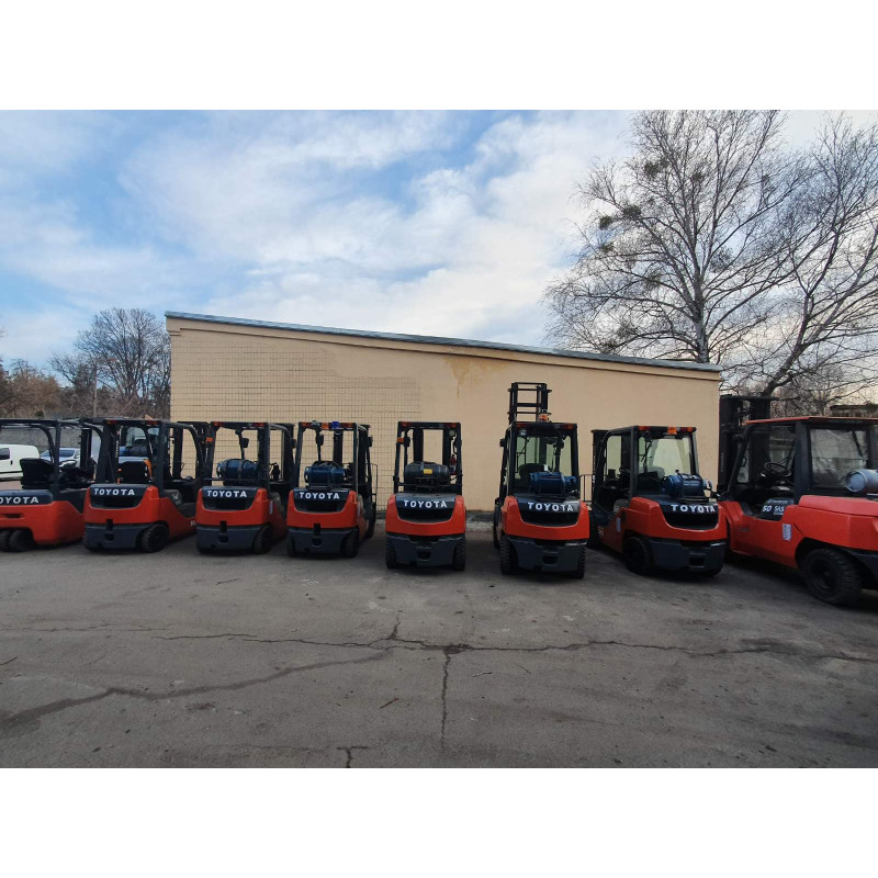 Газовий навантажувач TOYOTA 02-8FGF30