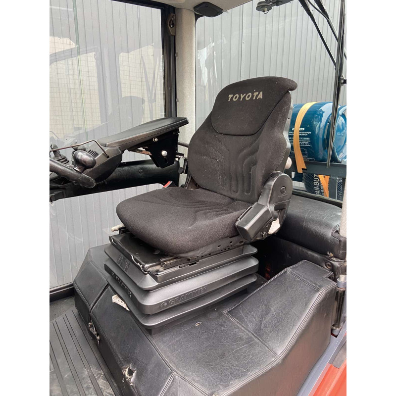 Газовый погрузчик TOYOTA 02-8FGJF35