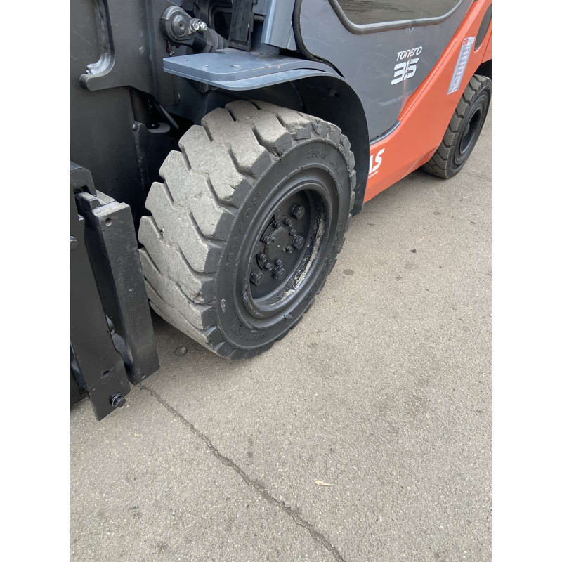 Газовый погрузчик TOYOTA 02-8FGJF35