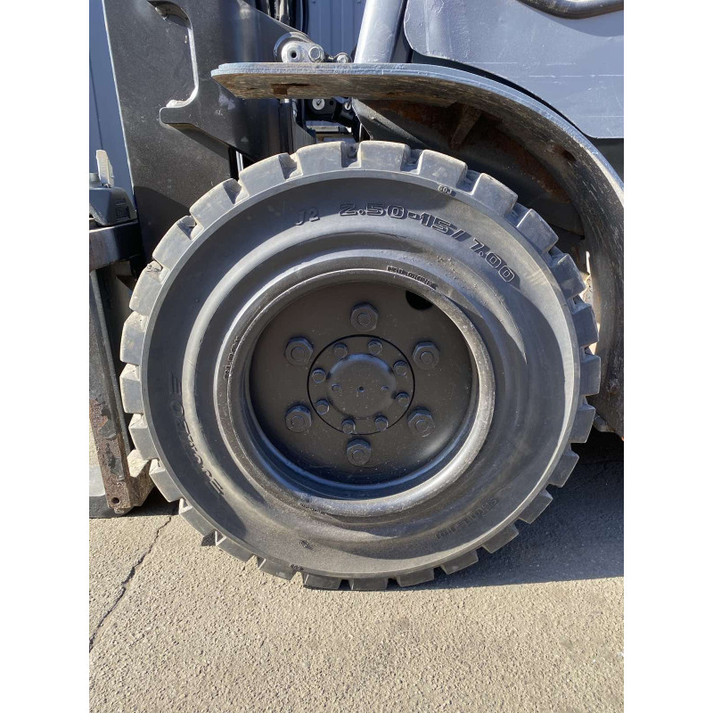Погрузчик газовый TOYOTA 02-8FGJF35