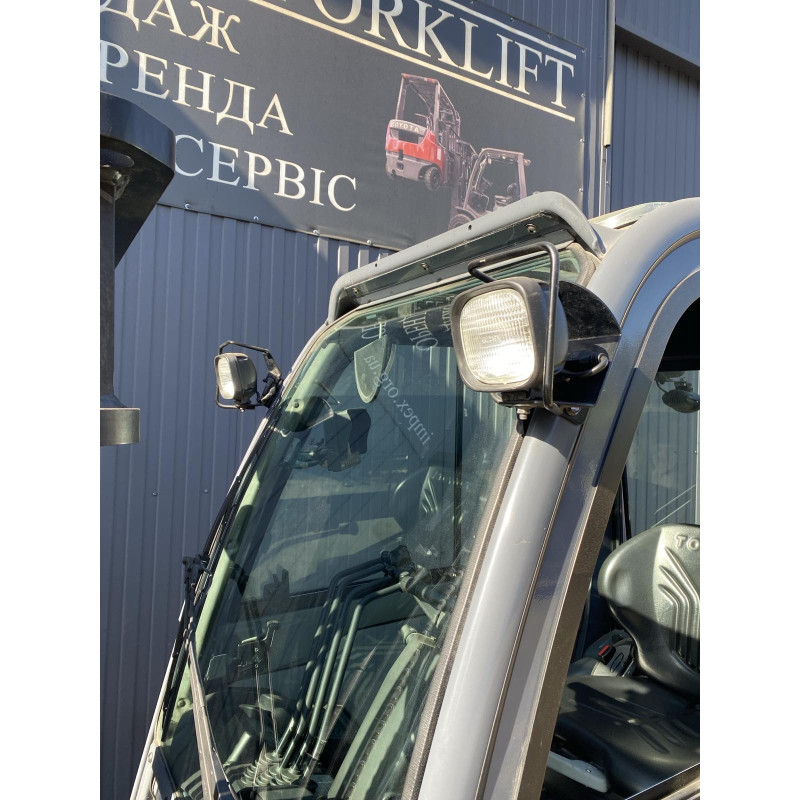 Погрузчик газовый TOYOTA 02-8FGJF35