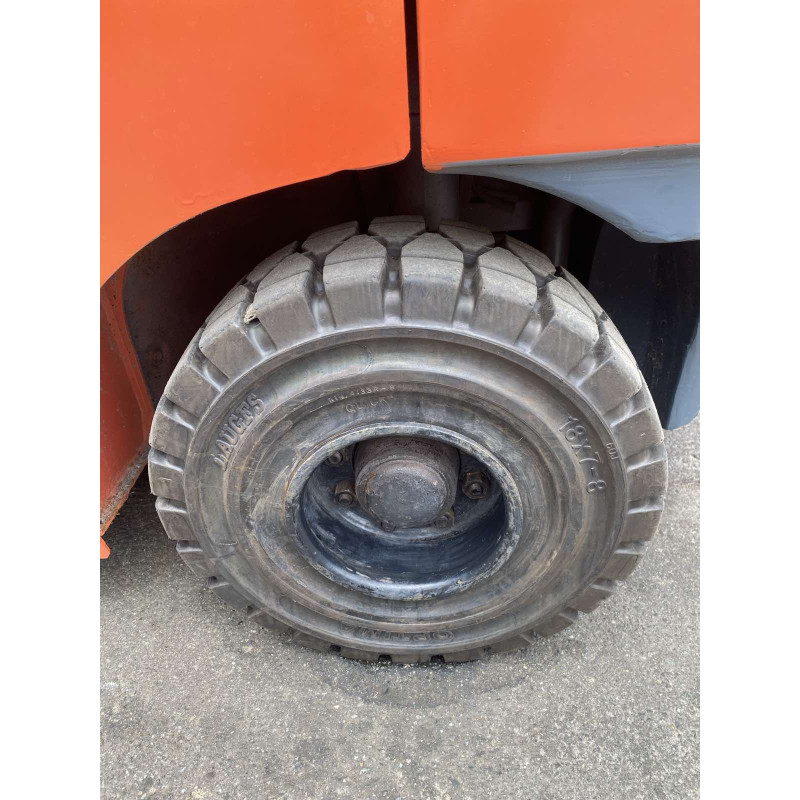 Газовый погрузчик TOYOTA 02-8FGKF20