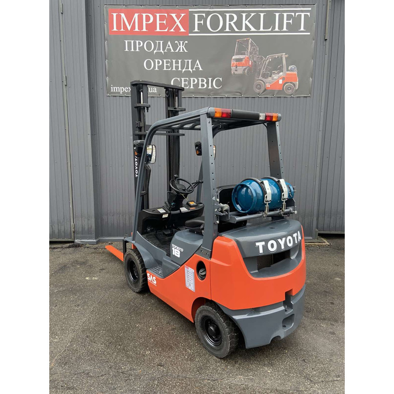 Навантажувач газовий TOYOTA 02-8FGF18