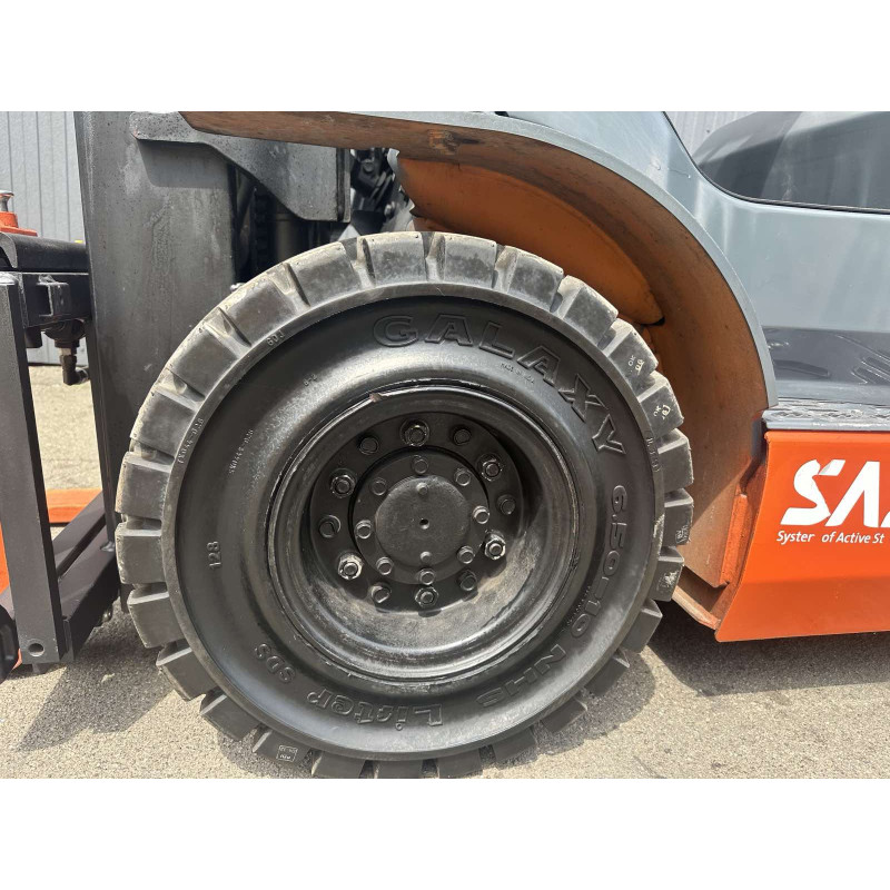 Навантажувач газ-бензиновий TOYOTA 32-8FG18
