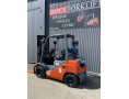 Погрузчик газ-бензиновый TOYOTA 32-8FG25