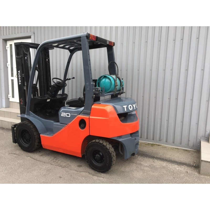 Газовый погрузчик TOYOTA 02-8FGF20.