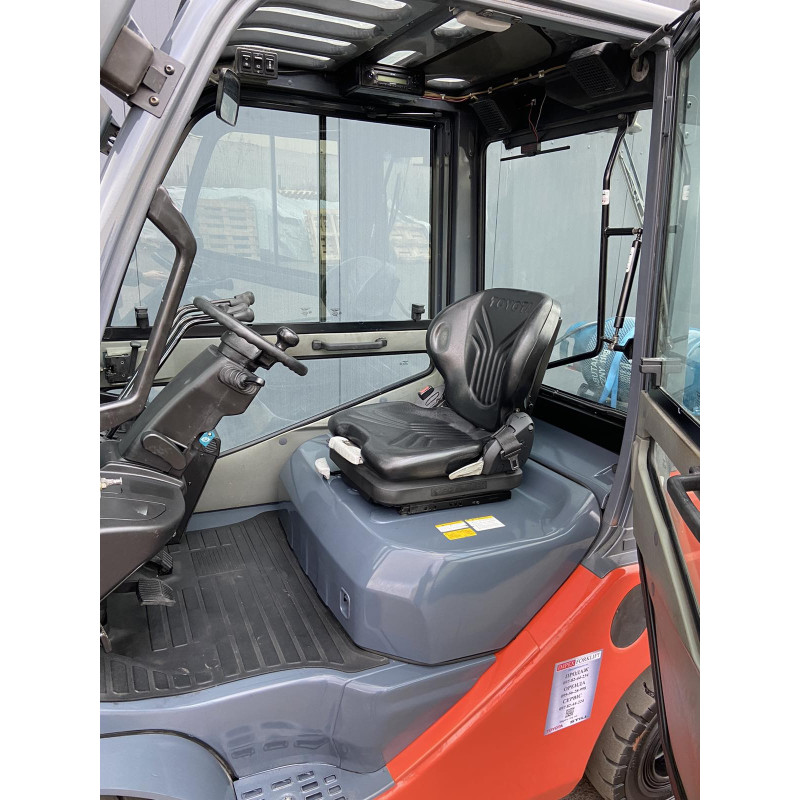 Газовий навантажувач TOYOTA 02-8FGJF35