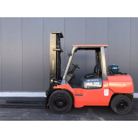 Газовый погрузчик TOYOTA 02-7FG45