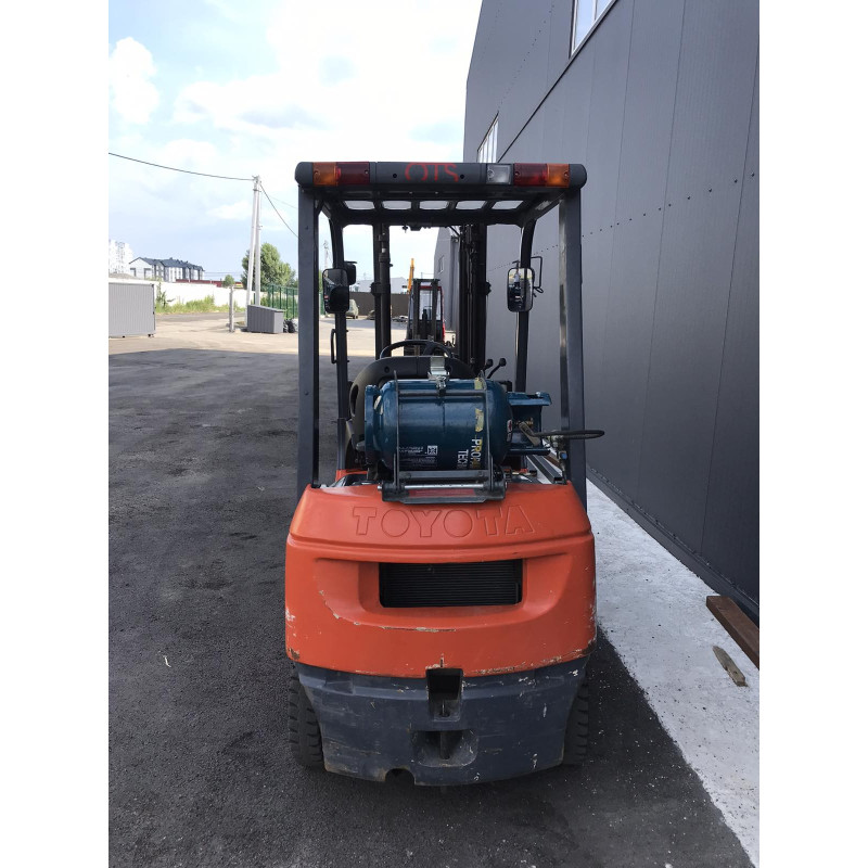 Газовий навантажувач TOYOTA 42-7FGF15