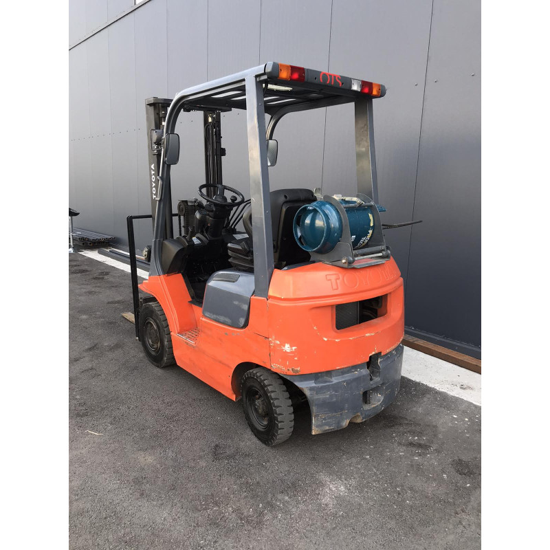 Газовий навантажувач TOYOTA 42-7FGF15