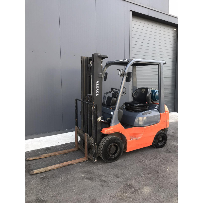 Газовий навантажувач TOYOTA 42-7FGF15