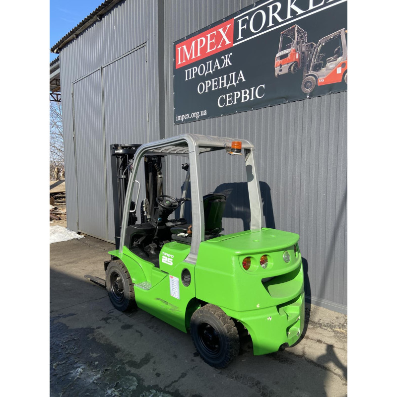 Дизельный погрузчик TOYOTA CESAB M325D