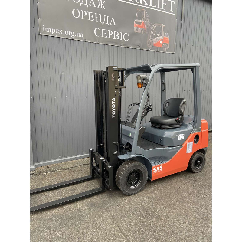 Дизельный погрузчик TOYOTA 62-8FD18