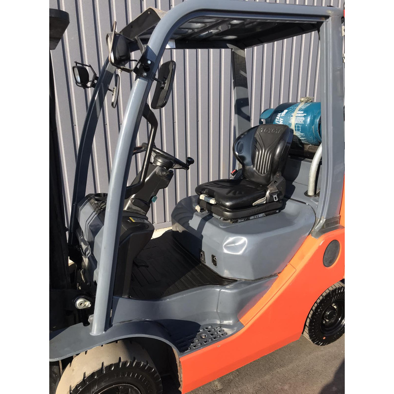 Газовый погрузчик TOYOTA 02-8FGKF20.