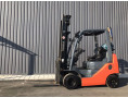 Газовый погрузчик TOYOTA 02-8FGKF20.
