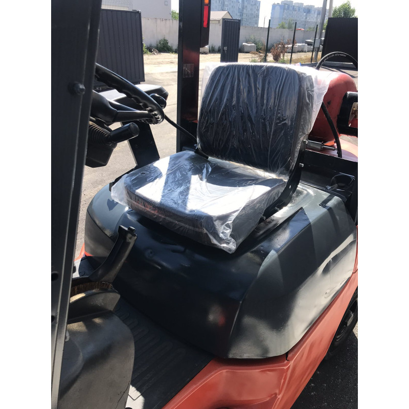 Газ-бензин навантажувач TOYOTA 42-7FGF25.