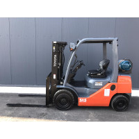 Газовий навантажувач TOYOTA 02-8FGF25.