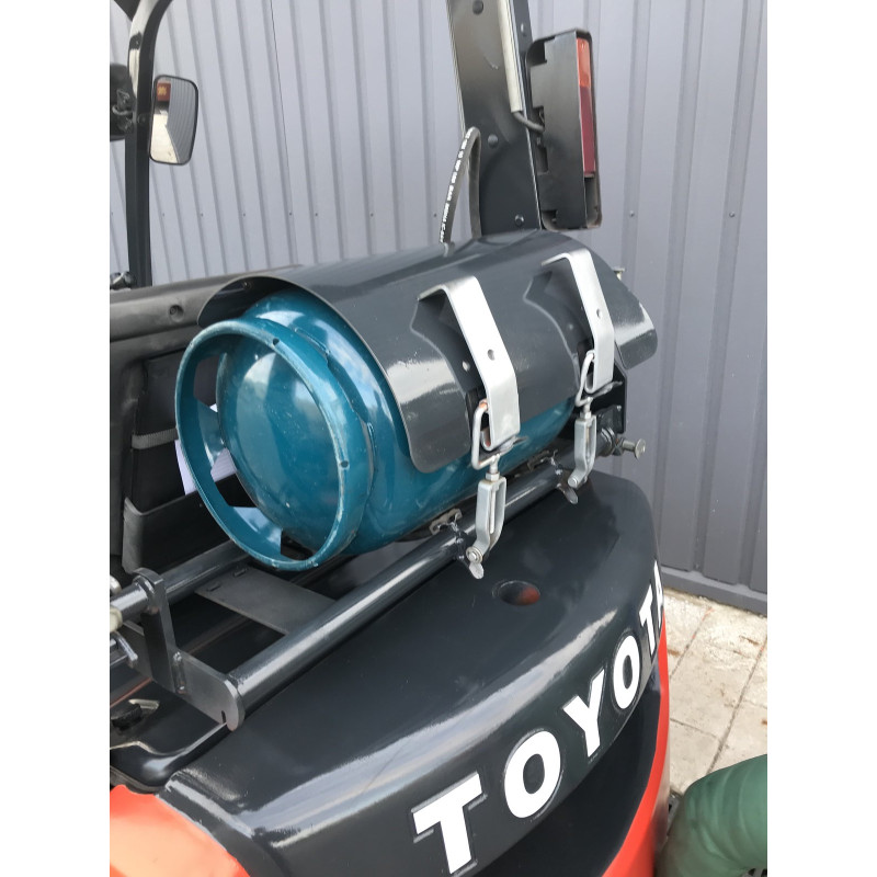 Газ-бензиновый погрузчик TOYOTA 02-8FG15.