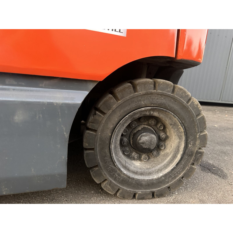 Электрический погрузчик TOYOTA 7FBMF25