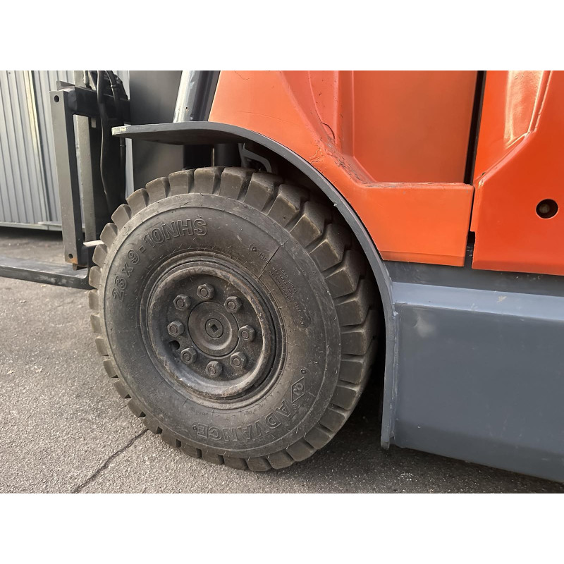 Электрический погрузчик TOYOTA 7FBMF25