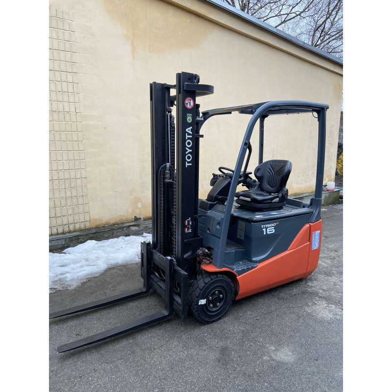 Электрический погрузчик TOYOTA 8FBE16T