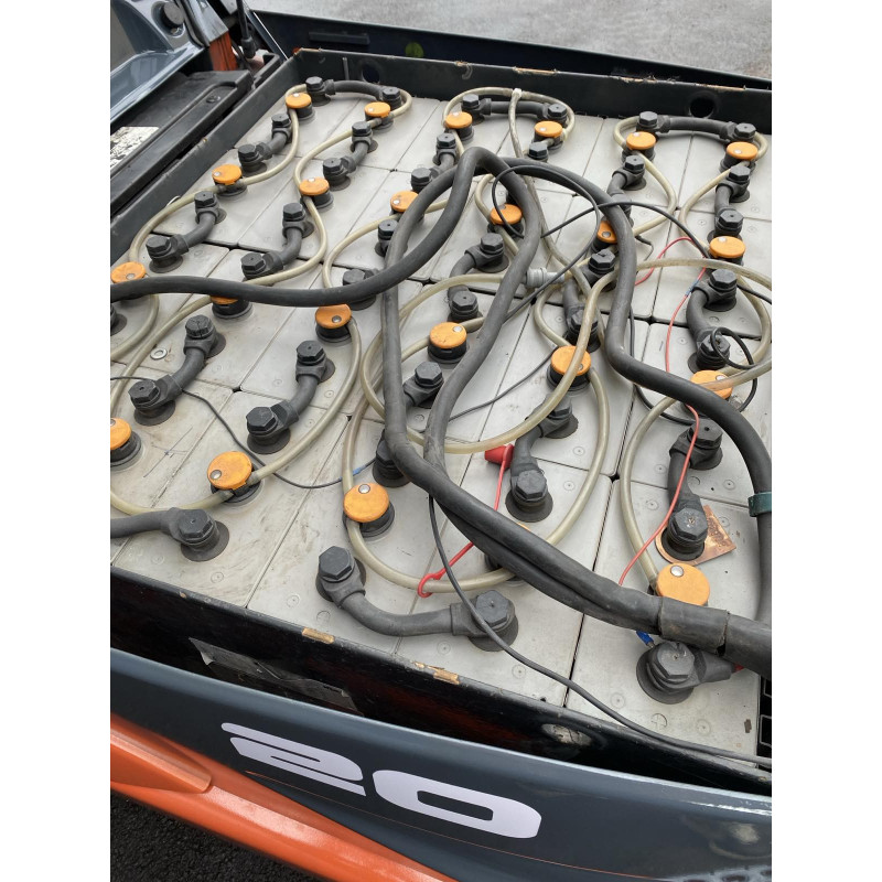 Електричний навантажувач TOYOTA 8FBM20T