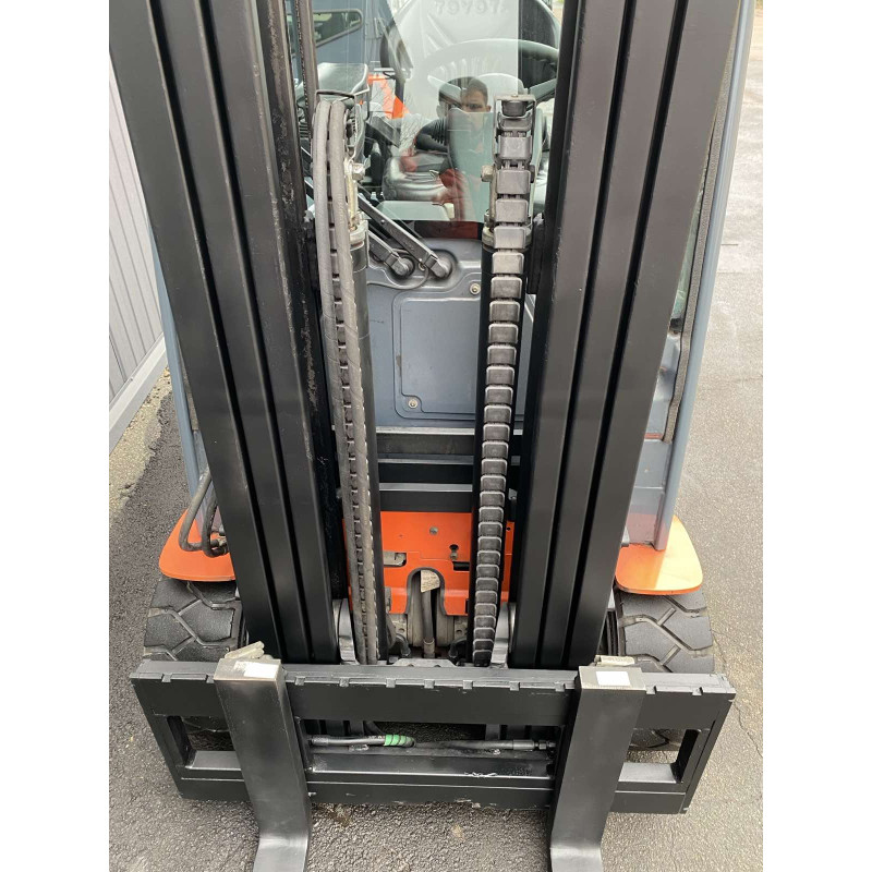 Електричний навантажувач TOYOTA 8FBM20T