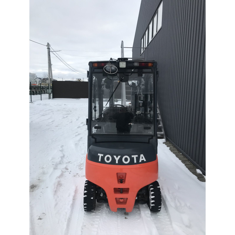 Електричний навантажувач TOYOTA 8FBMT16.