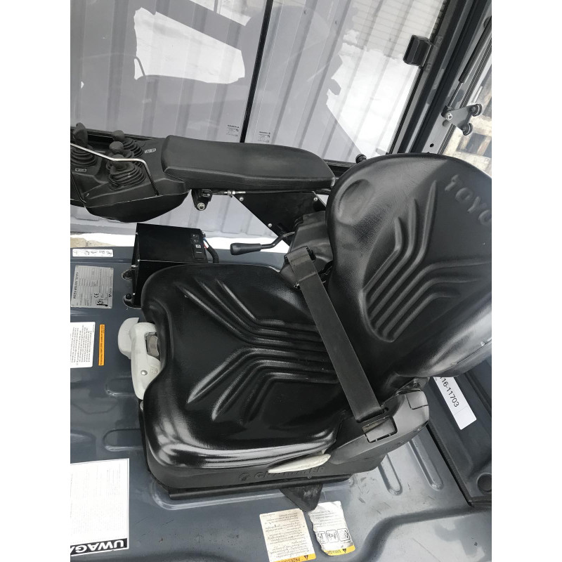 Електричний навантажувач TOYOTA 8FBMT16.